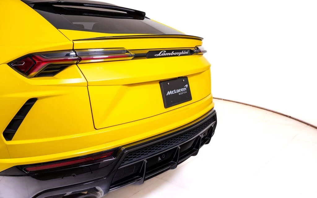 2021 Lamborghini Urus - Image 9 of 23