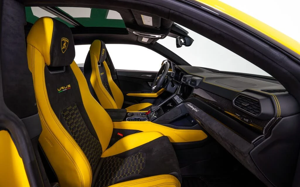 2021 Lamborghini Urus - Image 19 of 23