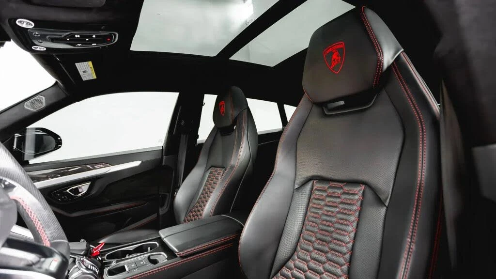 2021 Lamborghini Urus - Image 21 of 31
