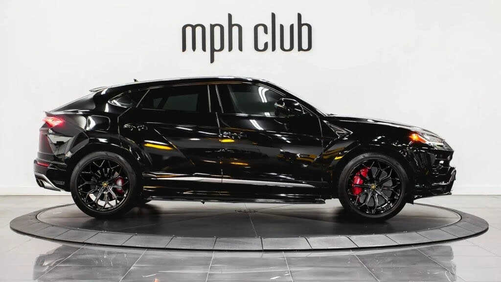 2021 Lamborghini Urus - Image 7 of 31