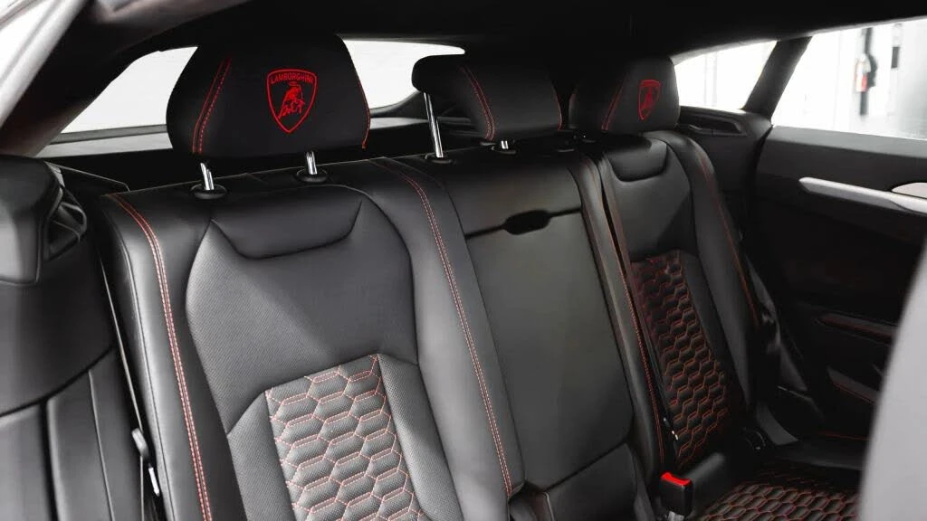 2021 Lamborghini Urus - Image 24 of 31