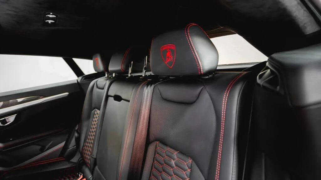 2021 Lamborghini Urus - Image 28 of 31