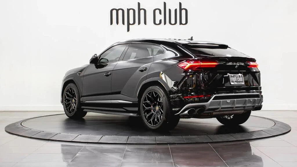 2021 Lamborghini Urus - Image 4 of 31
