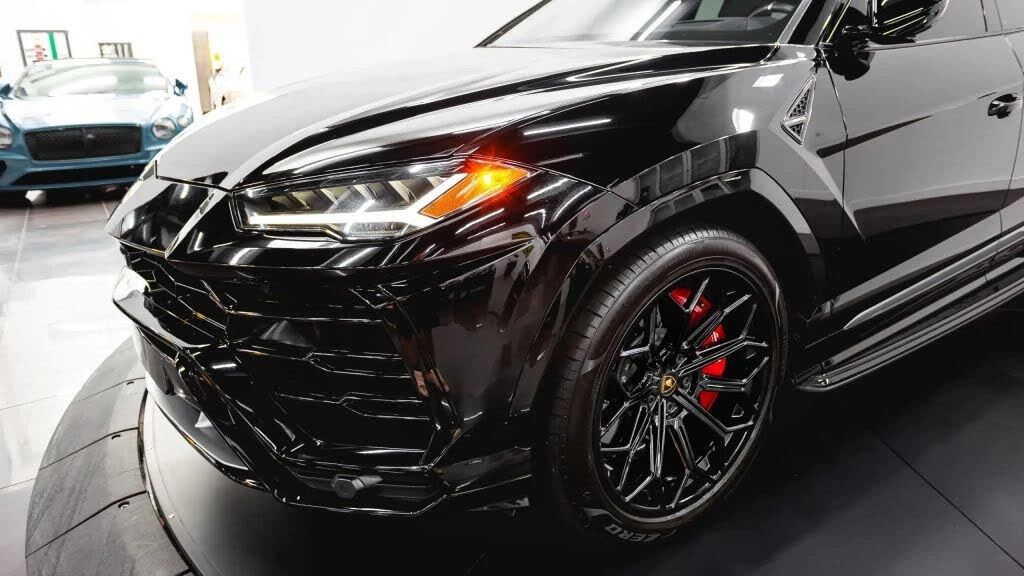 2021 Lamborghini Urus - Image 14 of 31