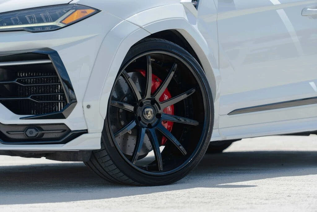 2021 Lamborghini Urus - Image 8 of 31