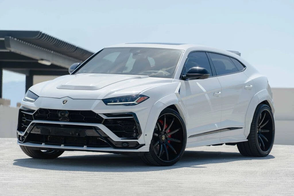 2021 Lamborghini Urus - Image 2 of 31