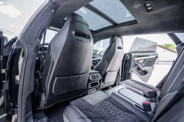 2021 Lamborghini Urus - Image 29 of 31