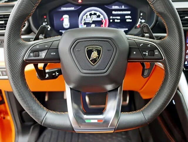 2021 Lamborghini Urus - Image 15 of 31