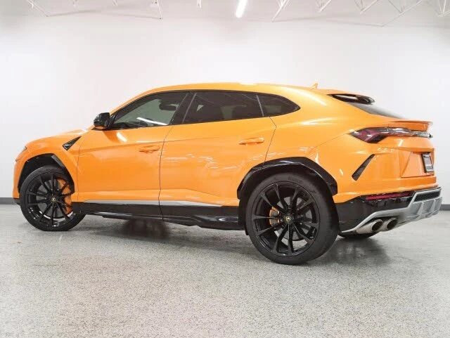 2021 Lamborghini Urus - Image 9 of 31