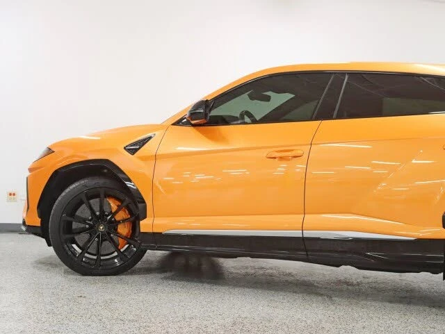 2021 Lamborghini Urus - Image 11 of 31