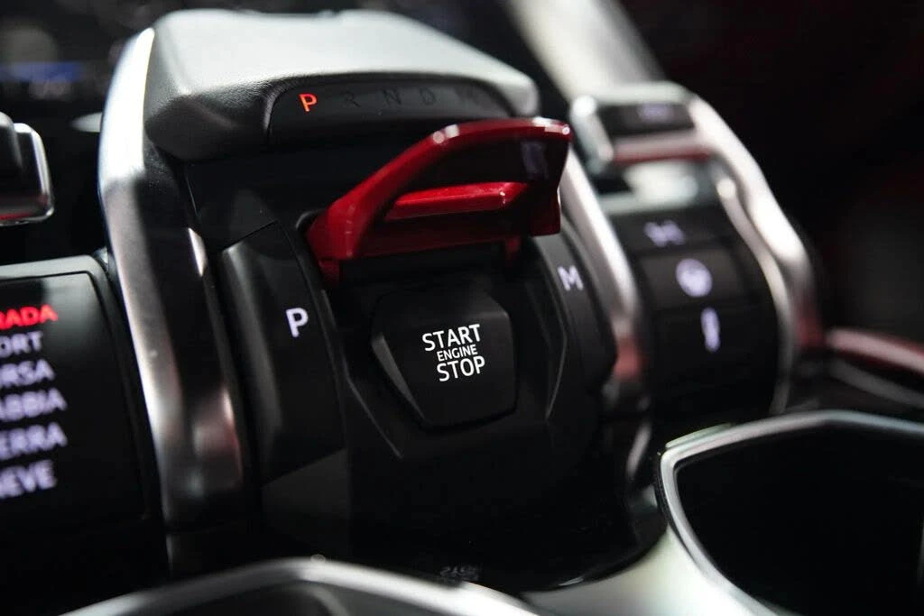 2021 Lamborghini Urus - Image 23 of 31