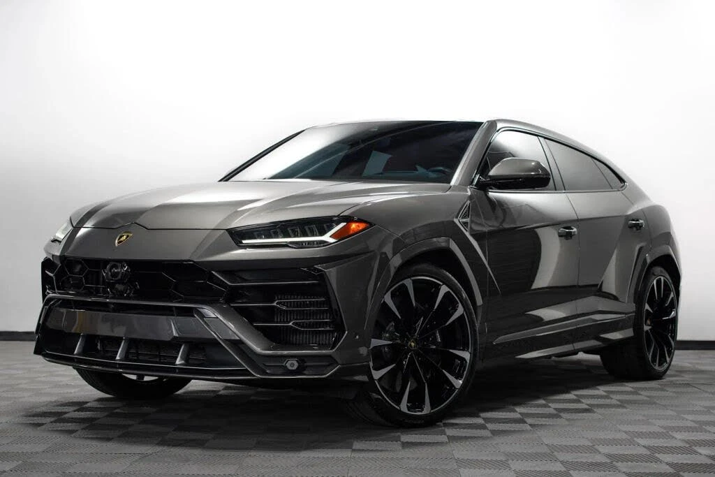 2021 Lamborghini Urus - Image 2 of 31