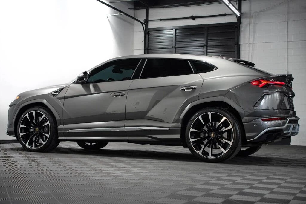 2021 Lamborghini Urus - Image 14 of 31