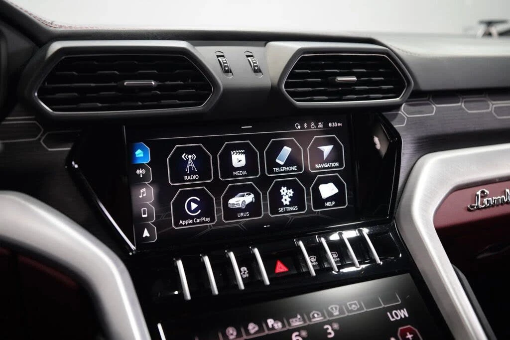 2021 Lamborghini Urus - Image 21 of 31