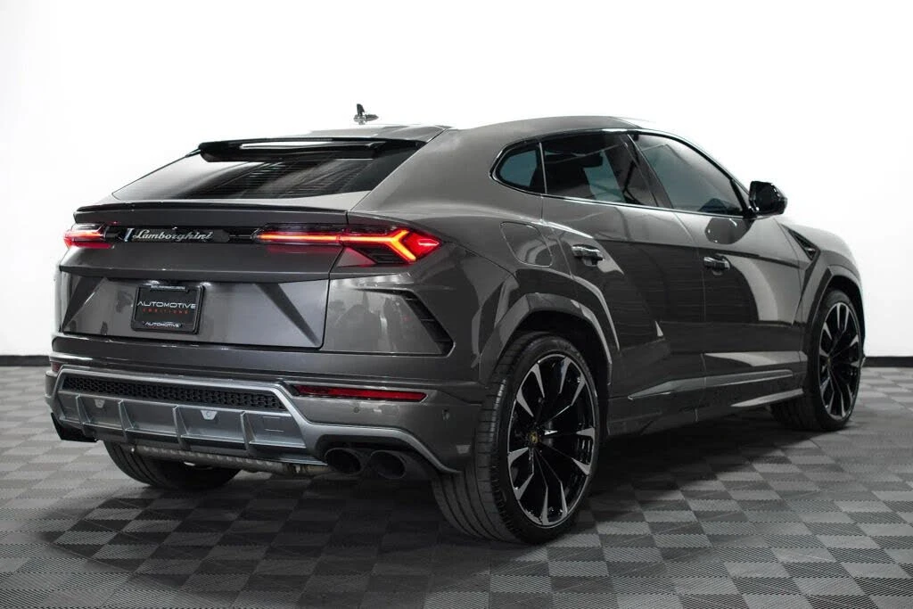 2021 Lamborghini Urus - Image 10 of 31