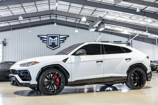 2021 Lamborghini Urus AWD