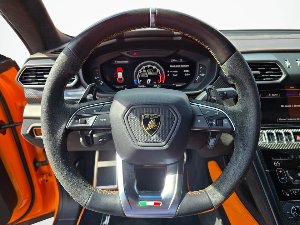 2021 Lamborghini Urus - Image 13 of 31
