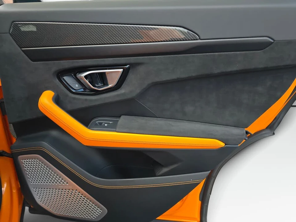 2021 Lamborghini Urus - Image 25 of 31