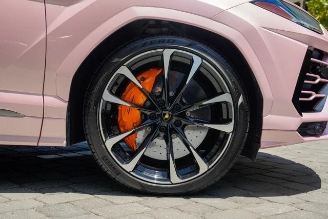 2021 Lamborghini Urus - Image 15 of 21