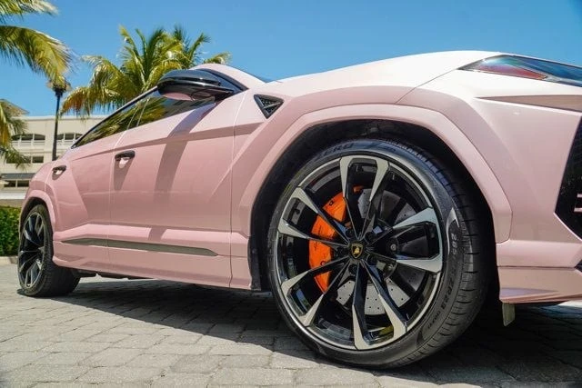 2021 Lamborghini Urus - Image 13 of 21