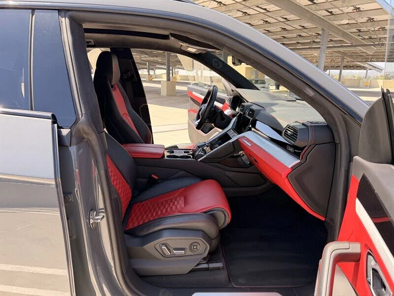 2021 Lamborghini Urus - Image 25 of 31