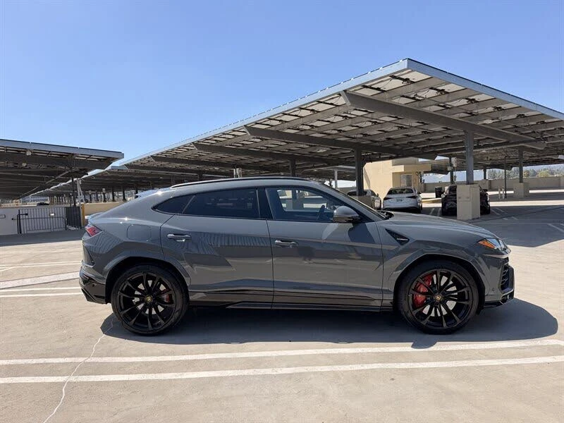 2021 Lamborghini Urus - Image 5 of 31