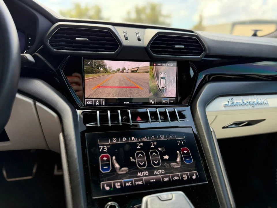 2021 Lamborghini Urus - Image 21 of 31