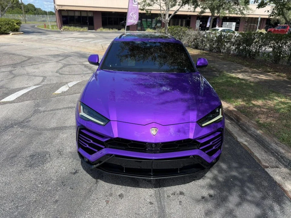 2021 Lamborghini Urus - Image 2 of 31
