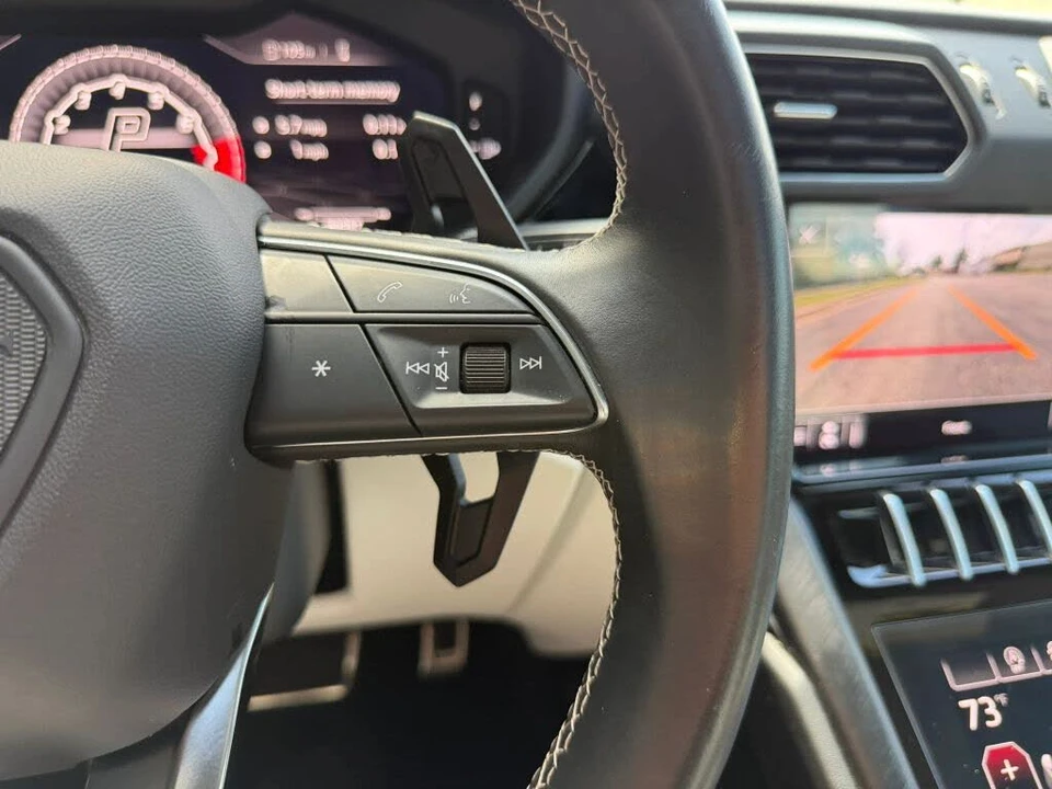 2021 Lamborghini Urus - Image 19 of 31