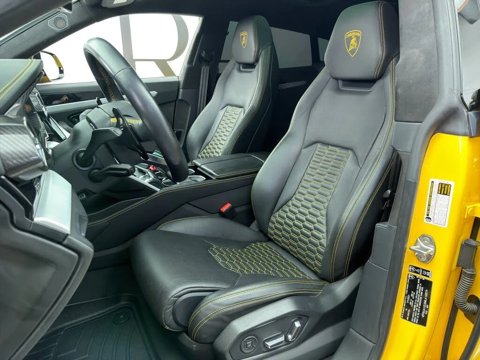2021 Lamborghini Urus - Image 16 of 26
