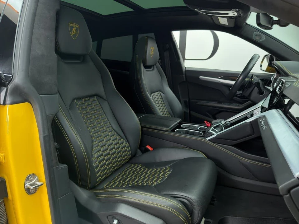 2021 Lamborghini Urus - Image 17 of 26