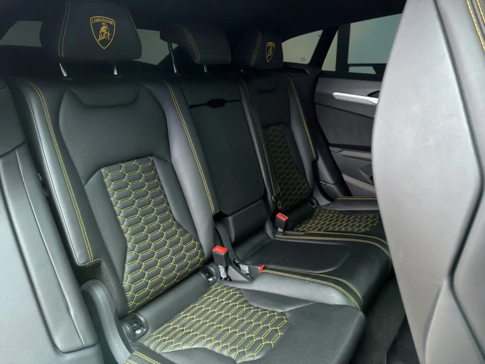 2021 Lamborghini Urus - Image 21 of 26