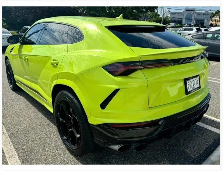2021 Lamborghini Urus - Image 4 of 12