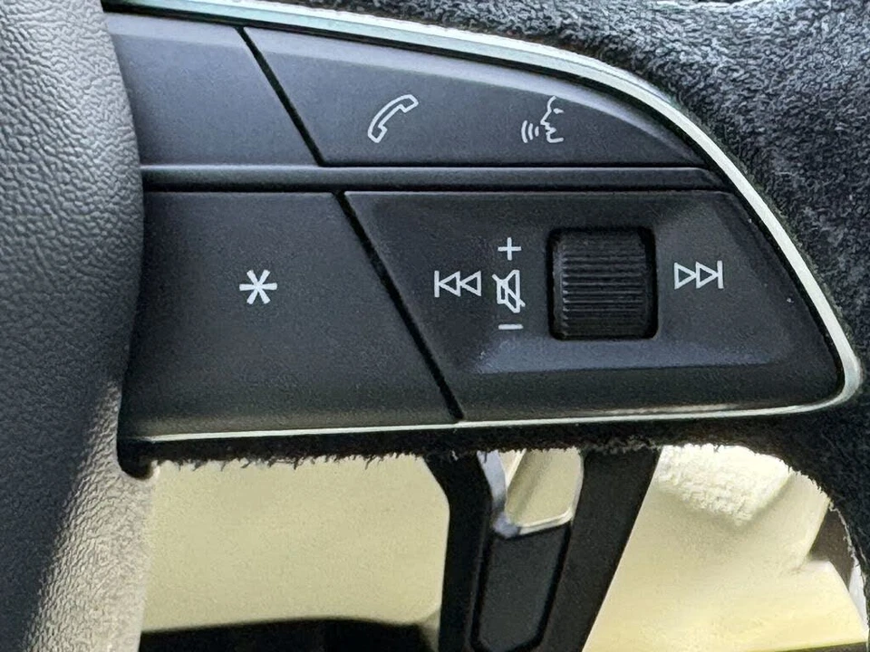 2021 Lamborghini Urus - Image 31 of 31