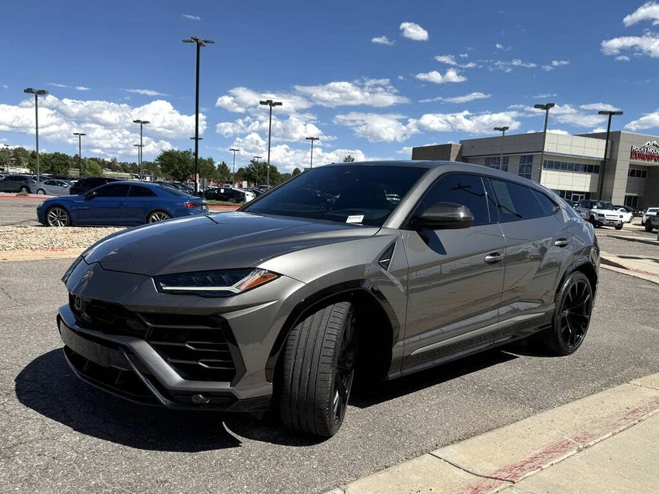 2021 Lamborghini Urus - Image 4 of 31