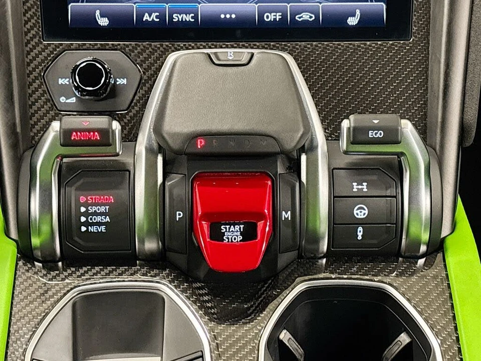 2021 Lamborghini Urus - Image 13 of 31