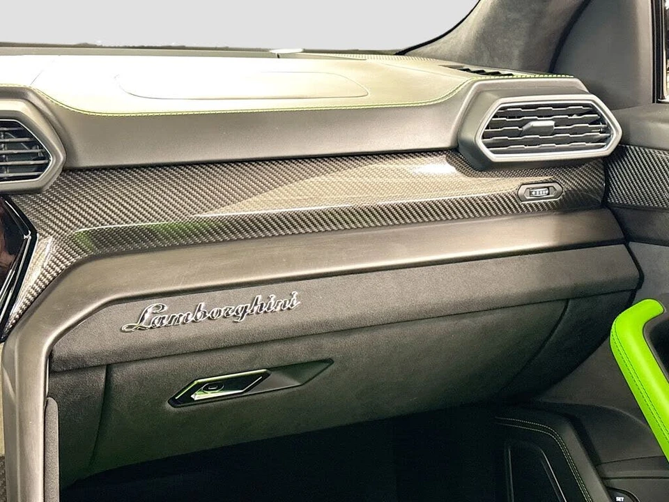 2021 Lamborghini Urus - Image 20 of 31