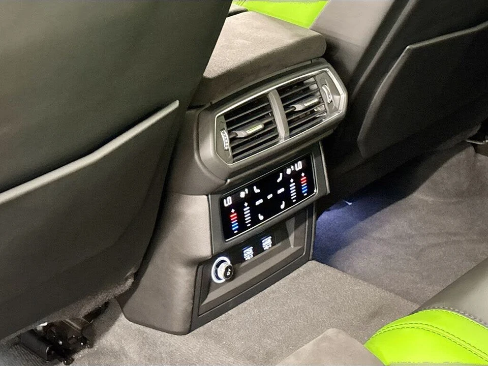 2021 Lamborghini Urus - Image 17 of 31