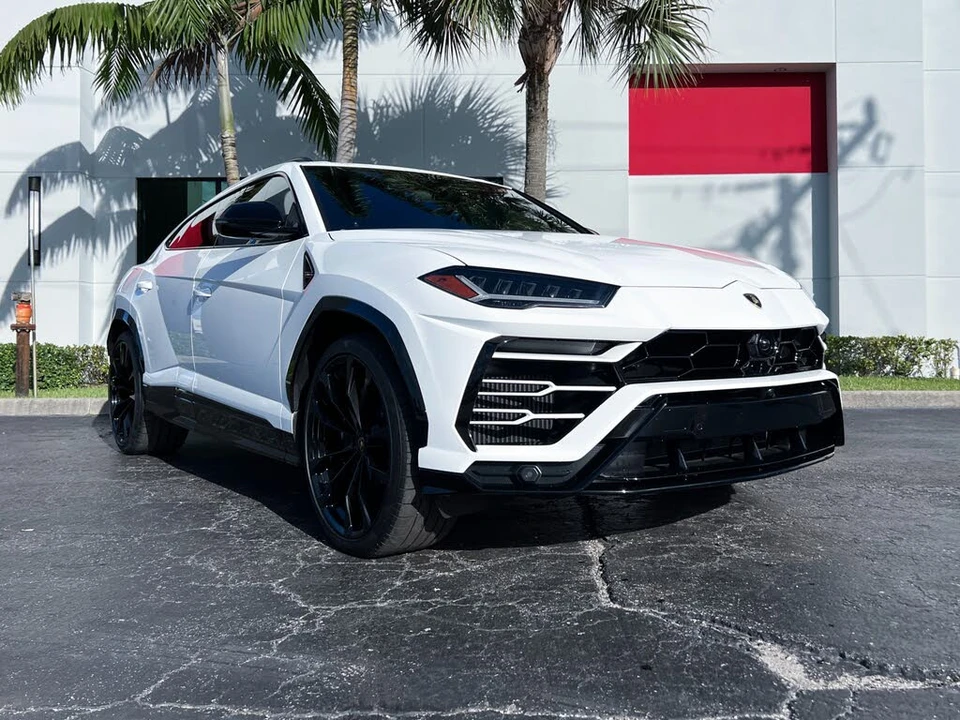 2021 Lamborghini Urus - Image 3 of 31