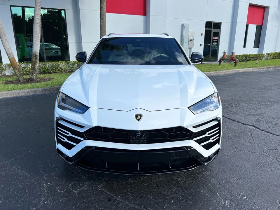 2021 Lamborghini Urus - Image 5 of 31