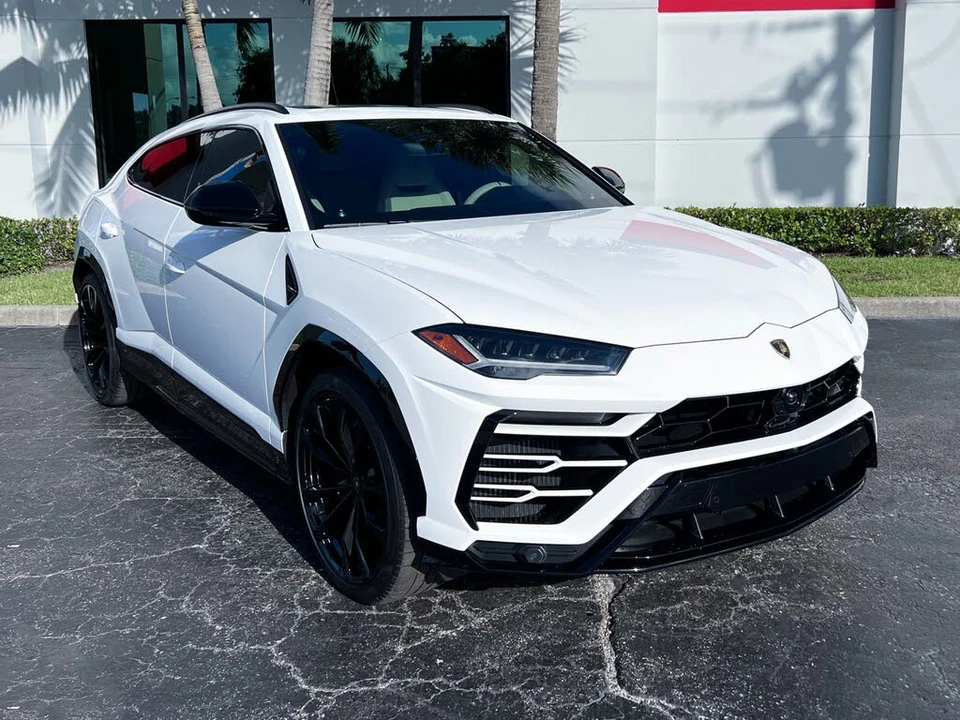 2021 Lamborghini Urus - Image 4 of 31
