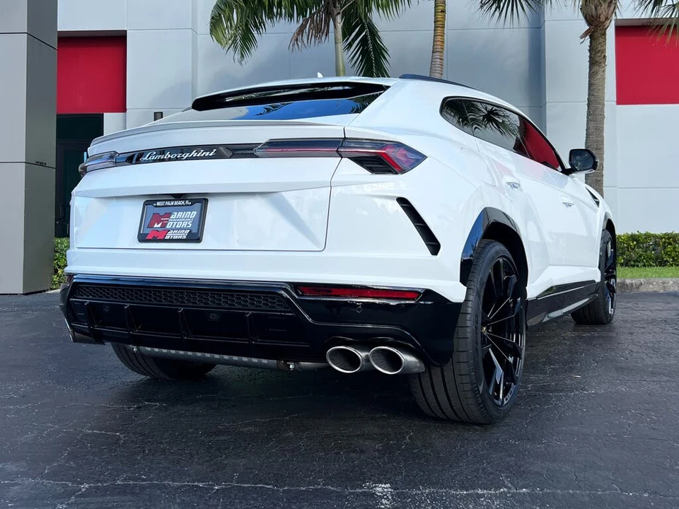 2021 Lamborghini Urus - Image 27 of 31