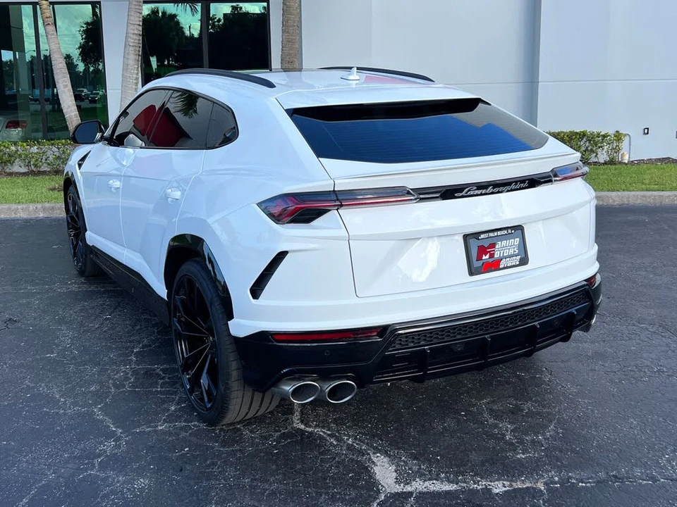 2021 Lamborghini Urus - Image 25 of 31