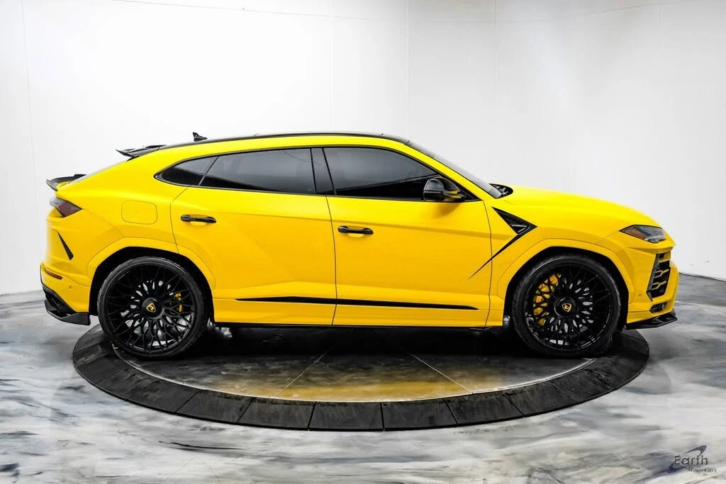 2021 Lamborghini Urus - Image 22 of 31