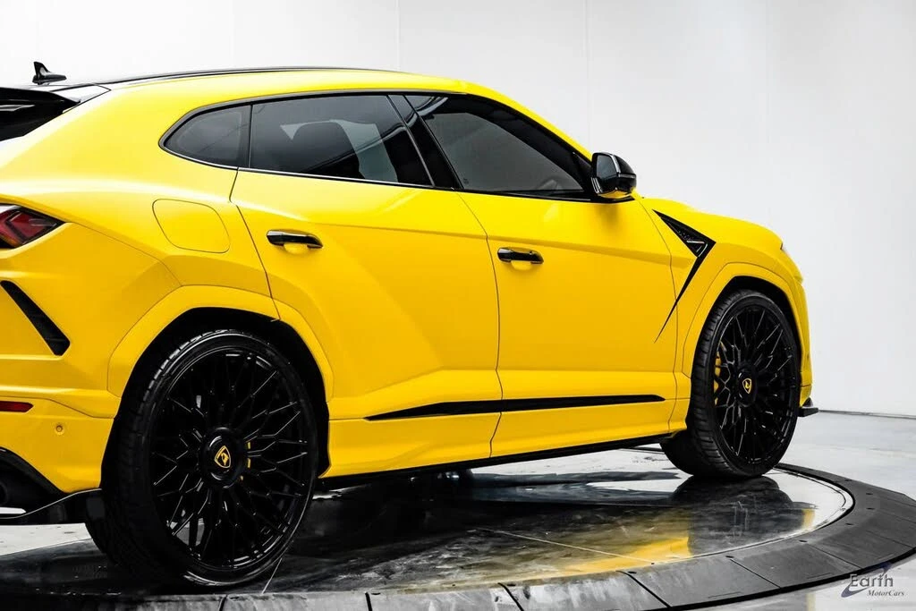 2021 Lamborghini Urus - Image 20 of 31