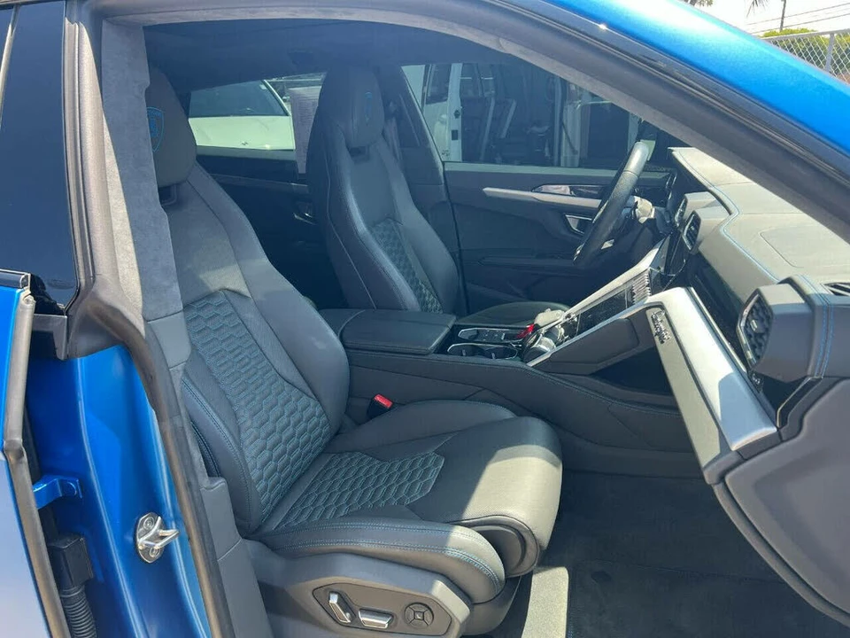 2021 Lamborghini Urus - Image 9 of 31