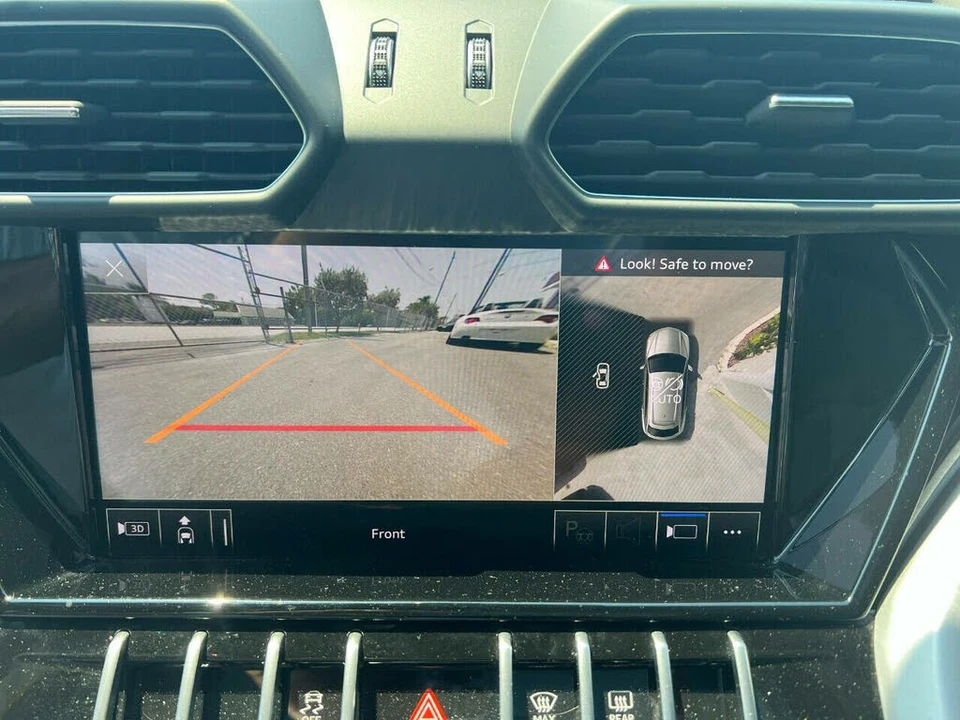 2021 Lamborghini Urus - Image 26 of 31