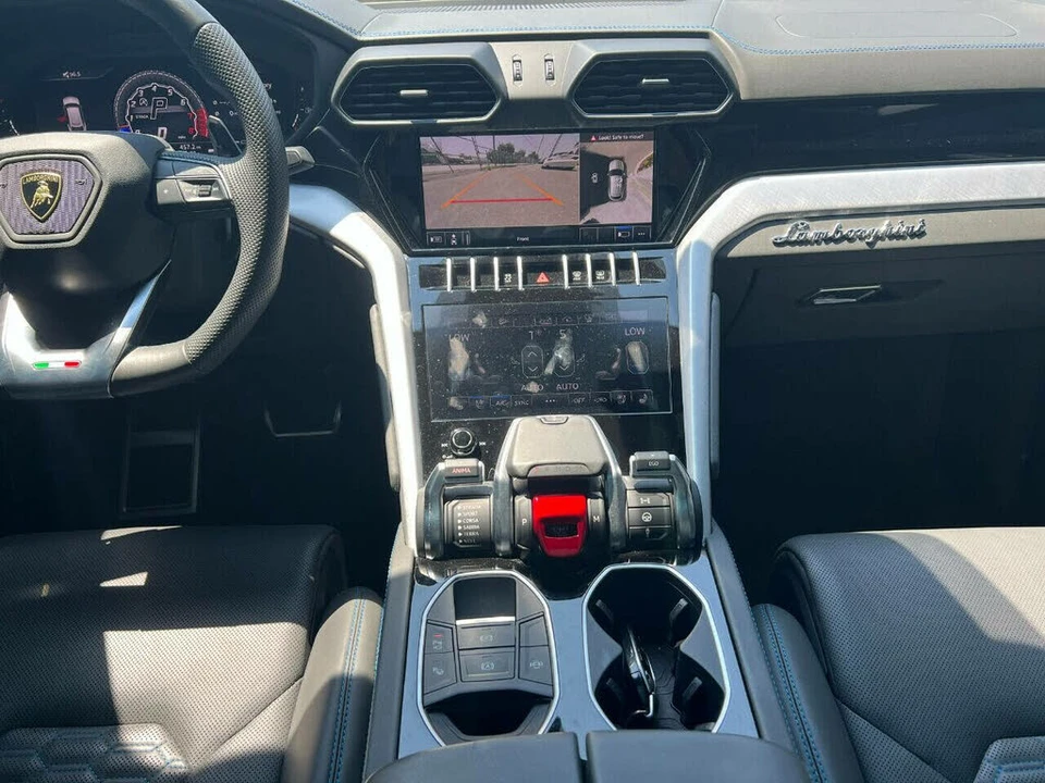 2021 Lamborghini Urus - Image 21 of 31