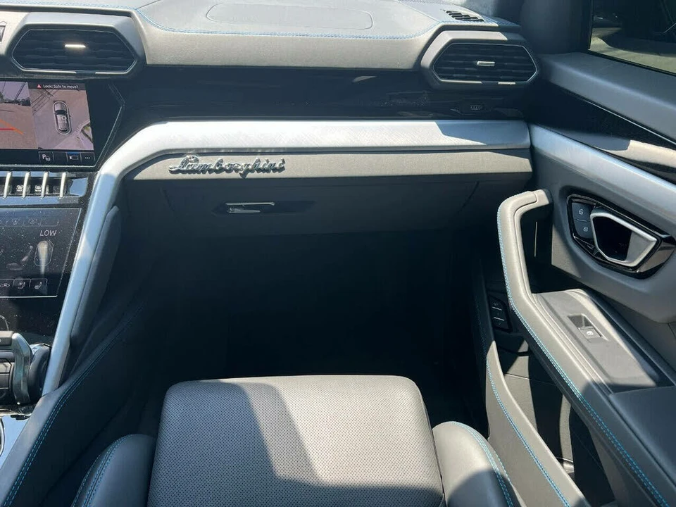 2021 Lamborghini Urus - Image 25 of 31