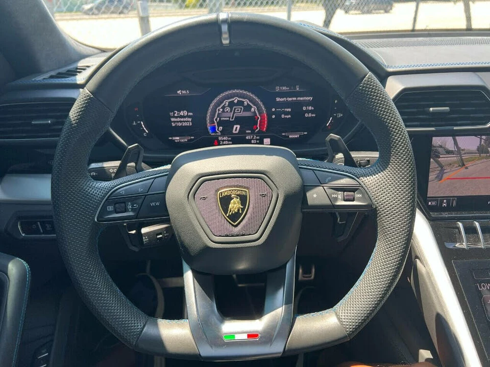 2021 Lamborghini Urus - Image 28 of 31